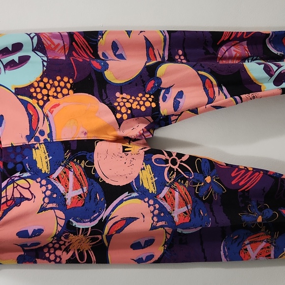 LulaRoe Disney Leggings - Picture 3 of 3